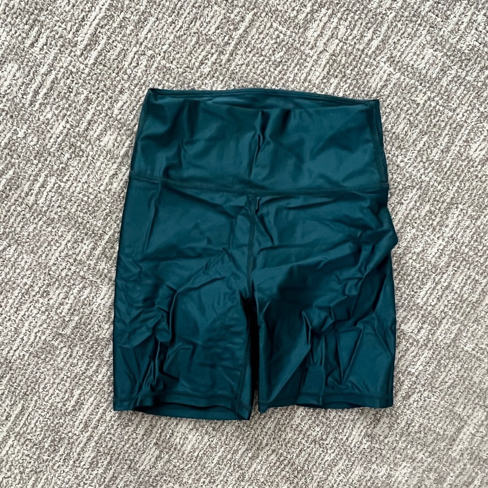 Metallic blue biker shorts Fabletics